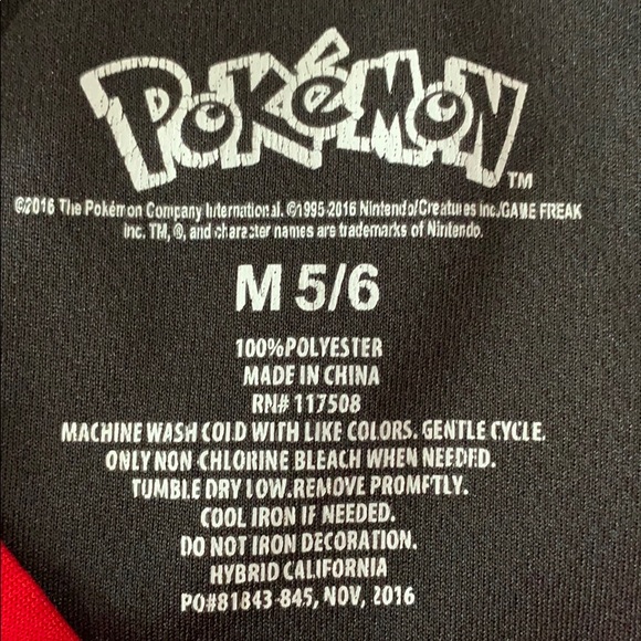 Pokémon Short Sleeved Red Shirt Size Medium (5/6) - Picture 3 of 4